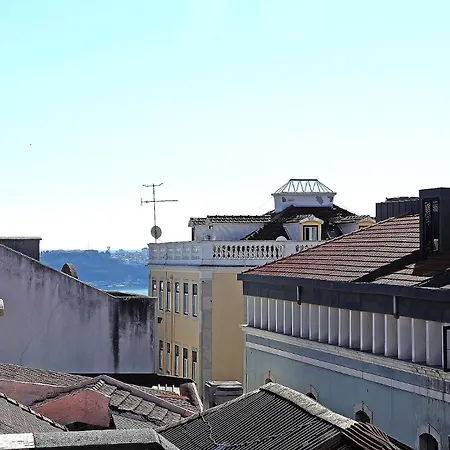 Dpj Comfort & Light In Downtown! With A Stunning View! Daire Lisboa